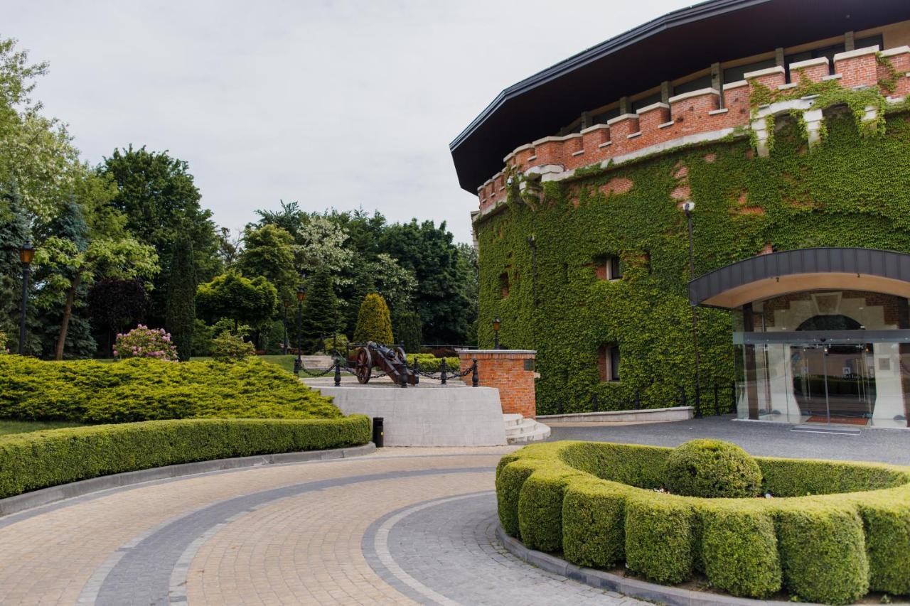 Citadel Gastro Boutique Hotel Lviv Kültér fotó