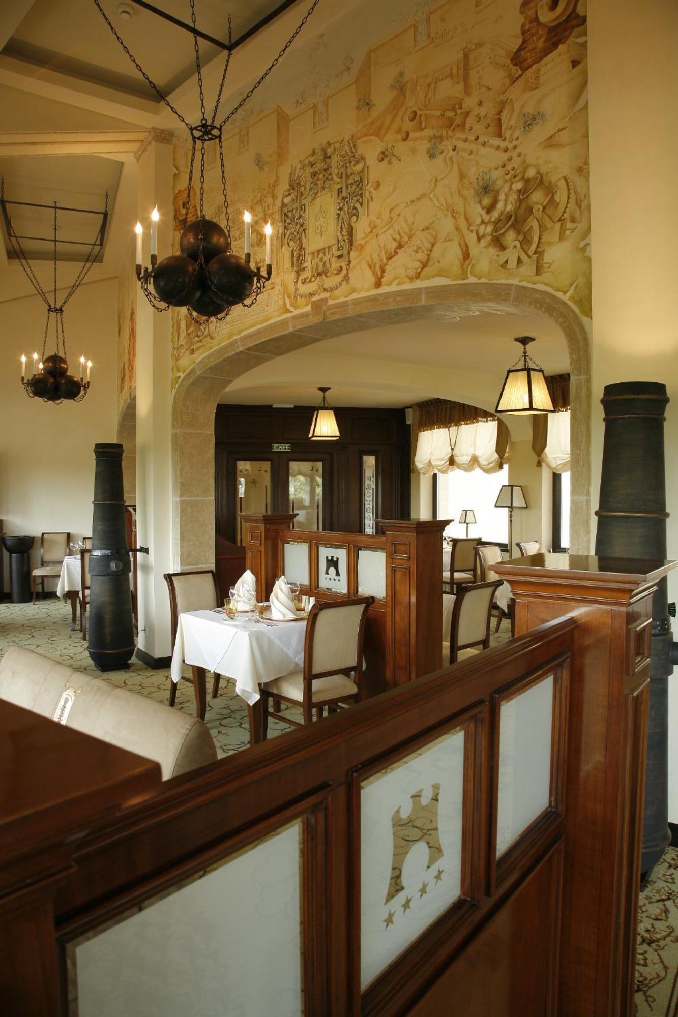 Citadel Gastro Boutique Hotel Lviv Kültér fotó